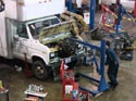 292_Ford_E350_truck_cubevan_V8_engine_removal8
