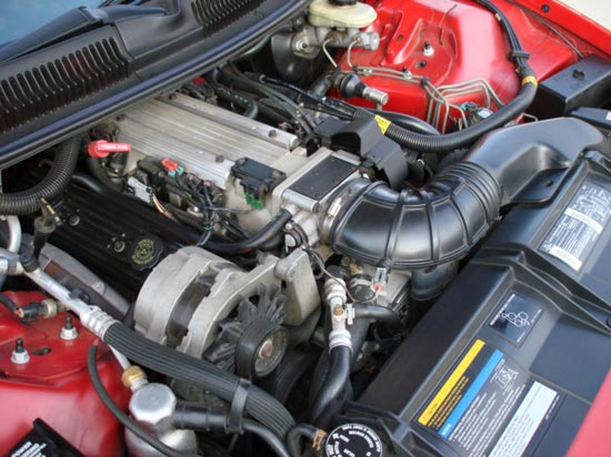 2_1993_Chevrolet_Camaro_Z28_engine