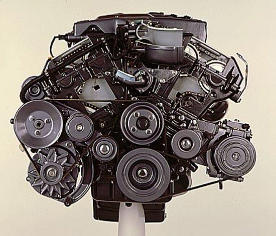 7_Ford_Cosworth_V6_engine